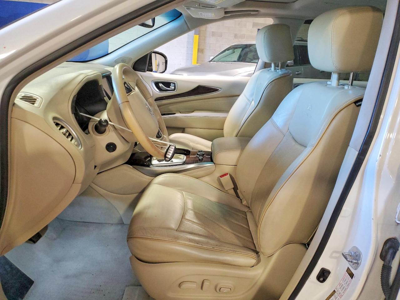 2014 INFINITI QX60 BASE photo 13