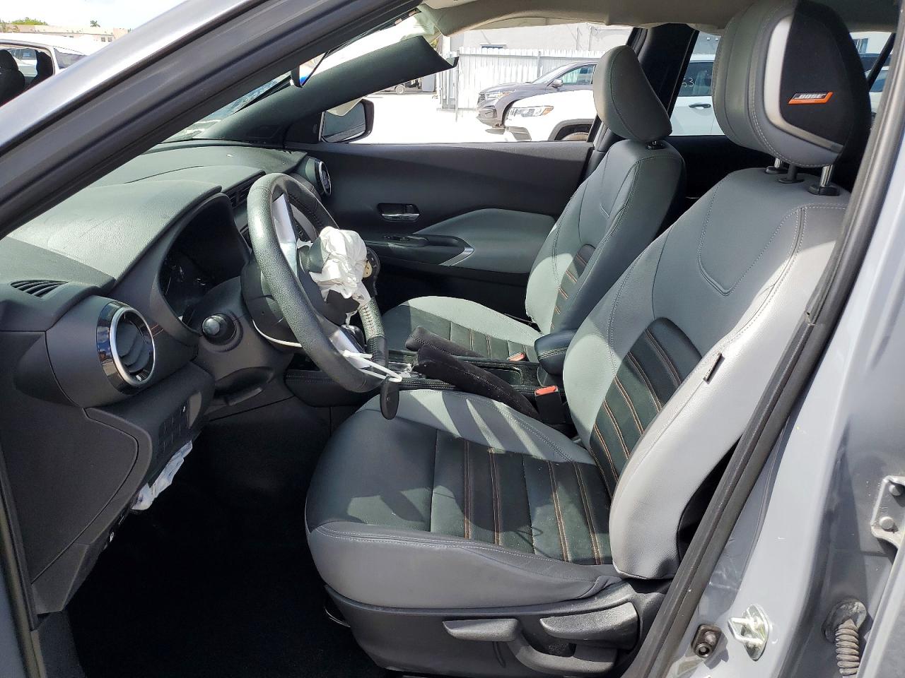 2021 NISSAN KICKS SR photo 19