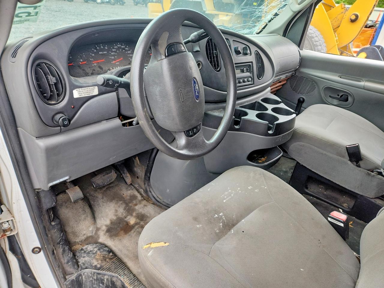 2006 FORD ECONOLINE E250 VAN photo 8