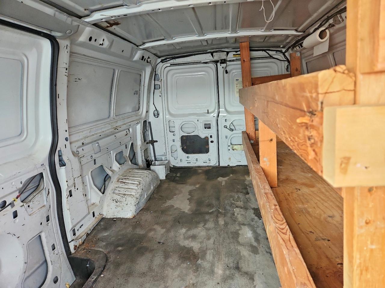 2006 FORD ECONOLINE E250 VAN photo 10