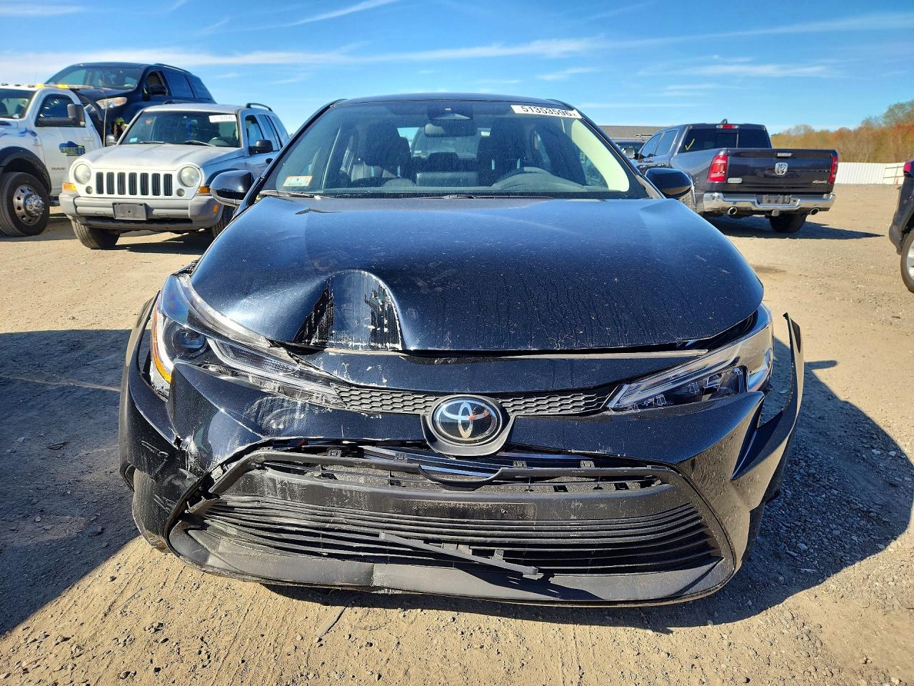 2025 TOYOTA COROLLA LE photo 13