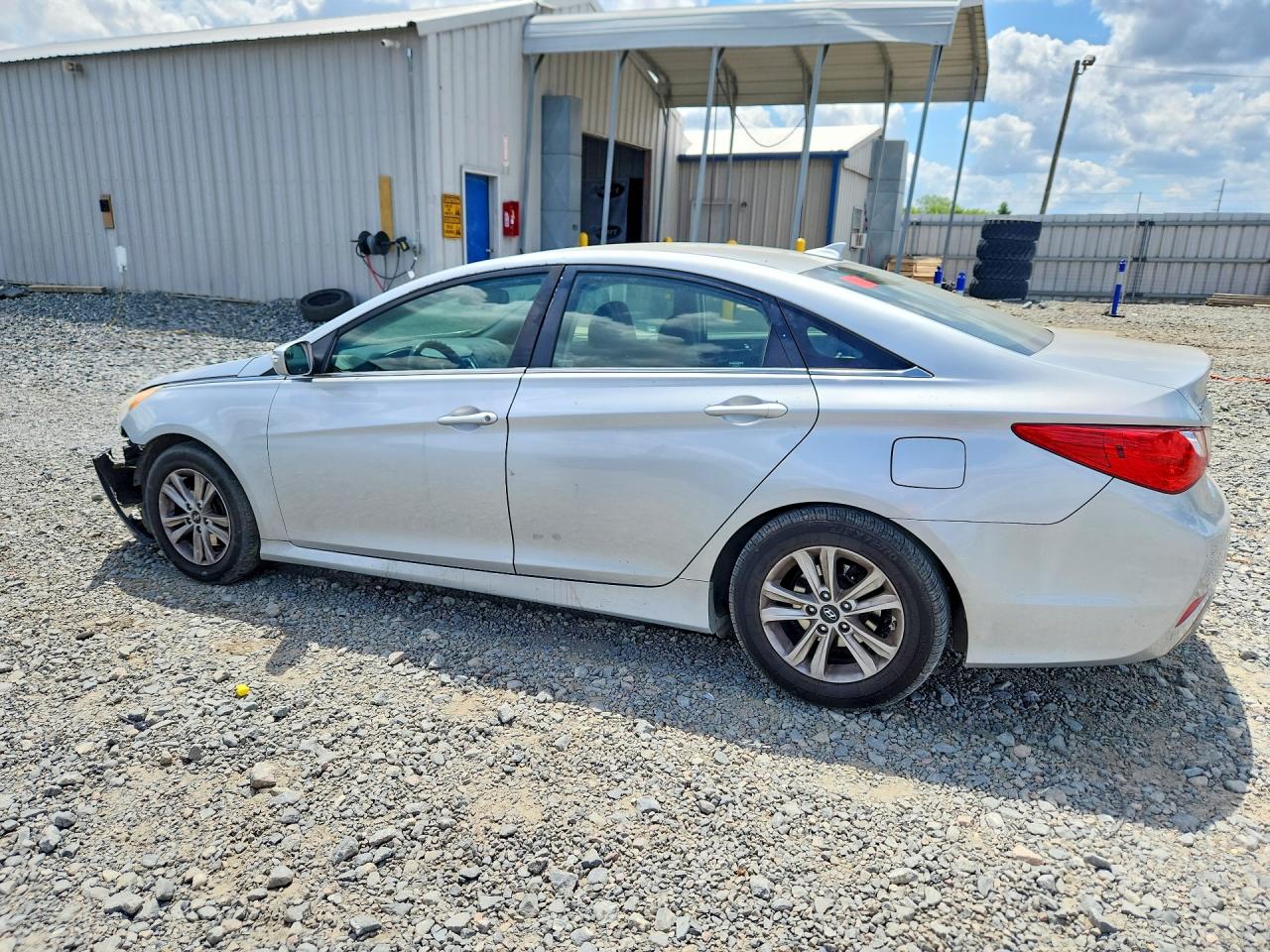 2014 HYUNDAI SONATA GLS photo 3
