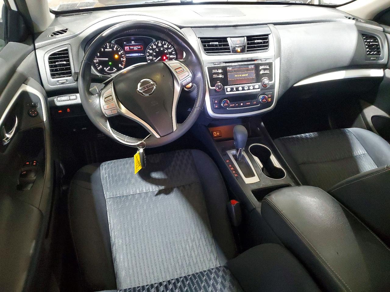 2017 NISSAN ALTIMA 2.5 SV photo 15