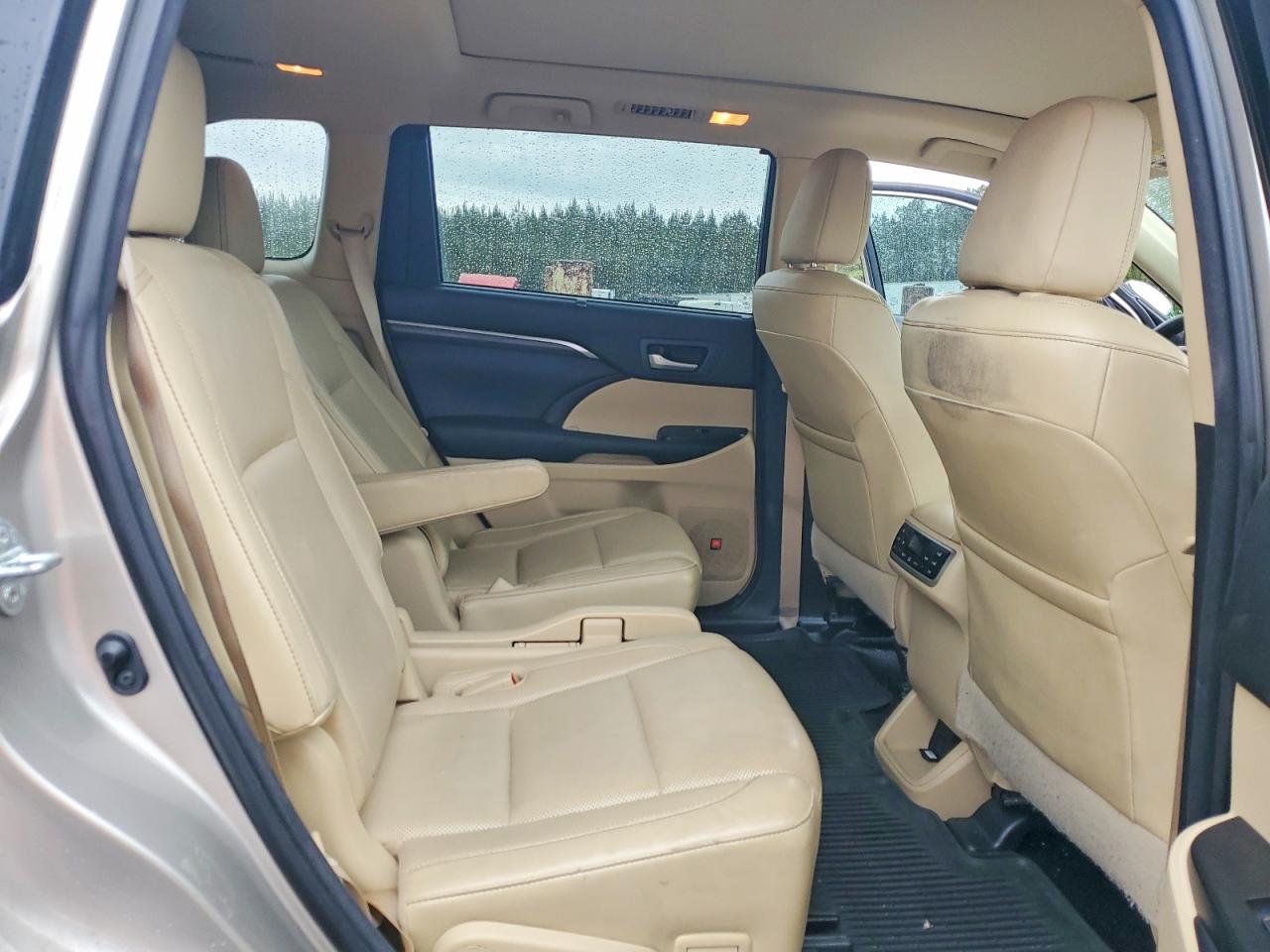2016 TOYOTA HIGHLANDER LIMITED PLATINUM photo 19