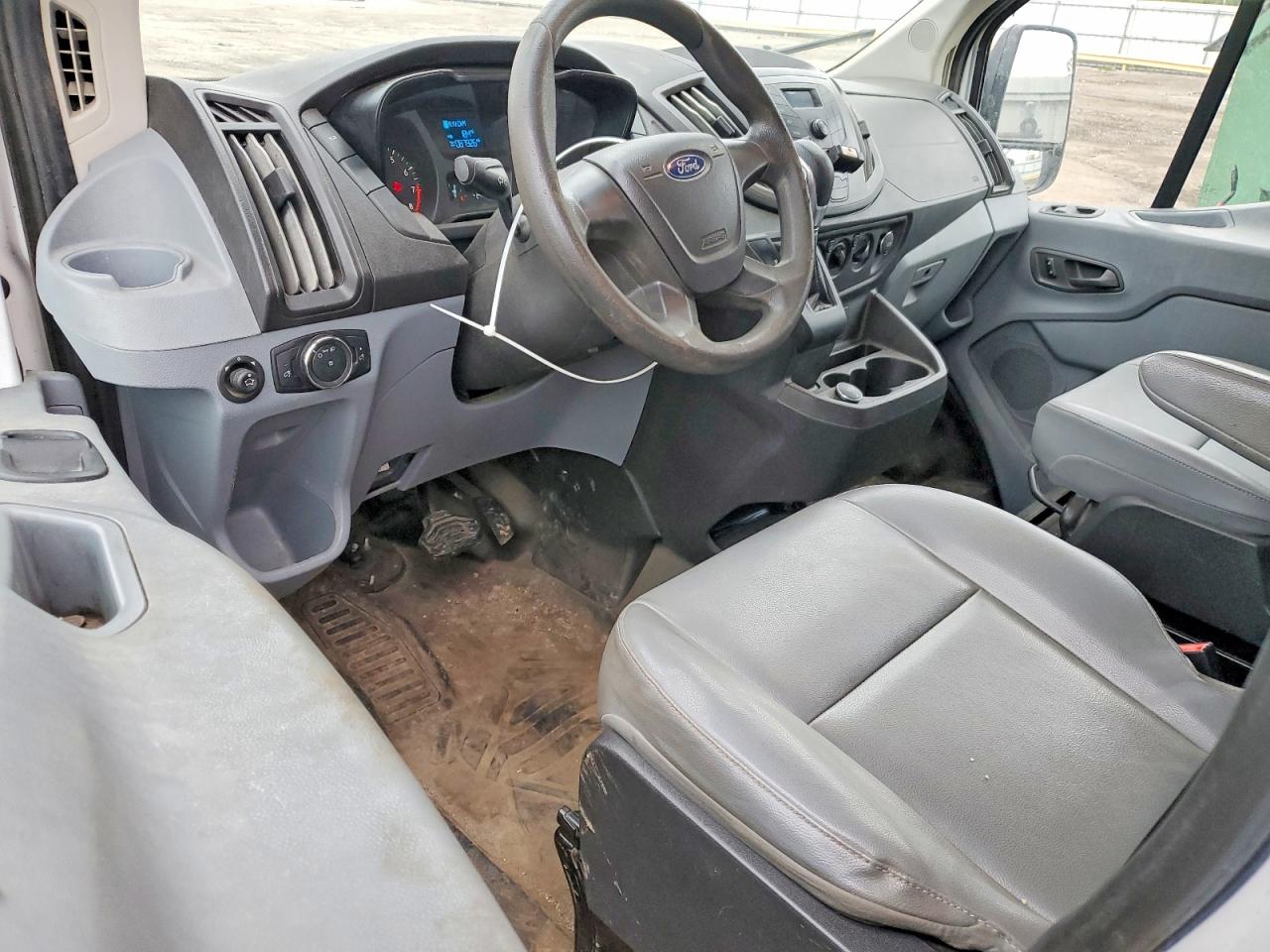 2018 FORD TRANSIT T-250 photo 15