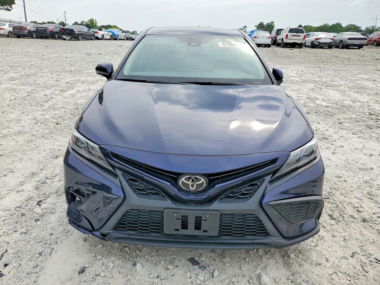 2022 TOYOTA CAMRY SE photo 9