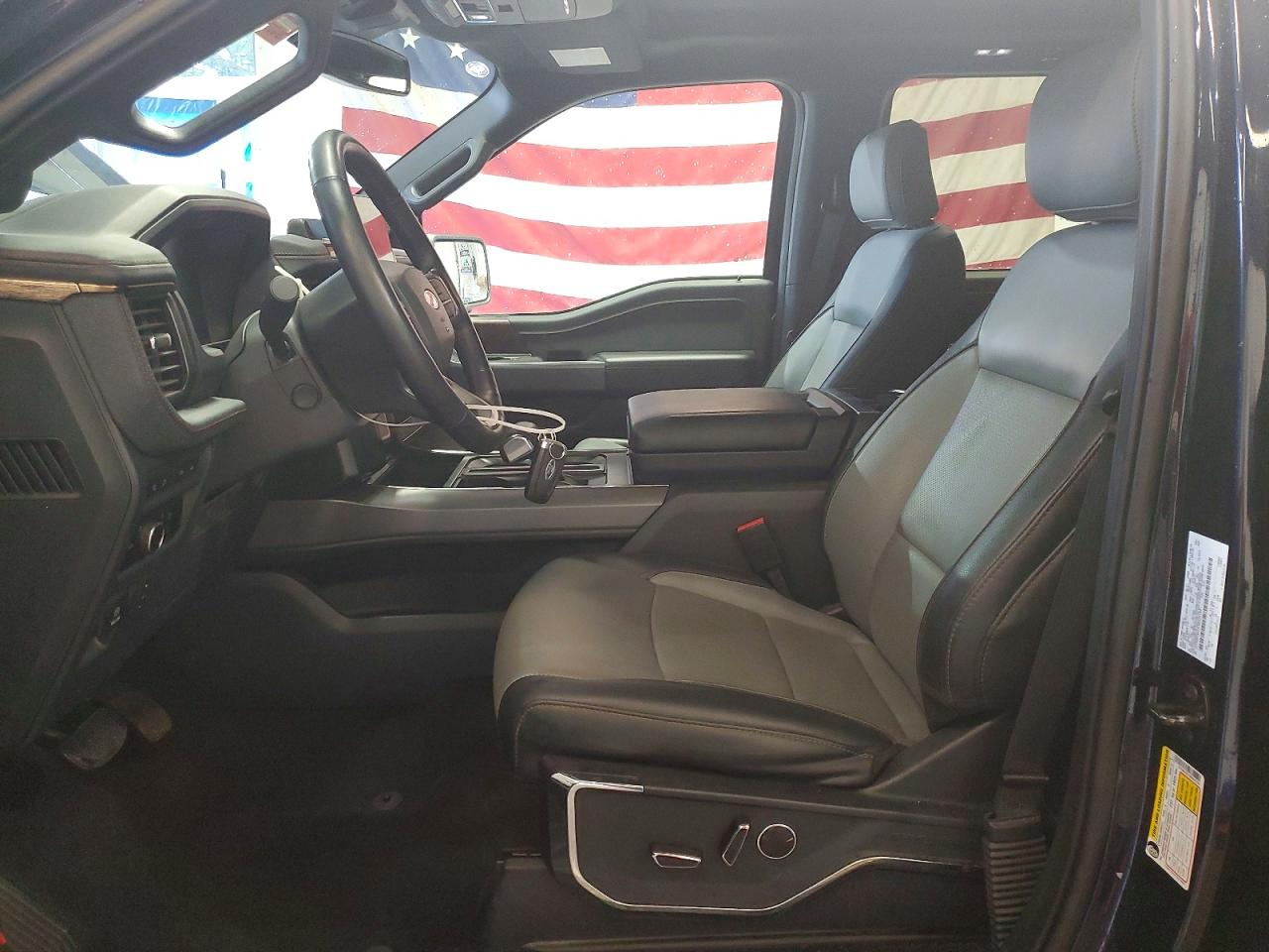 2023 FORD F150 LIGHTNING PRO photo 19