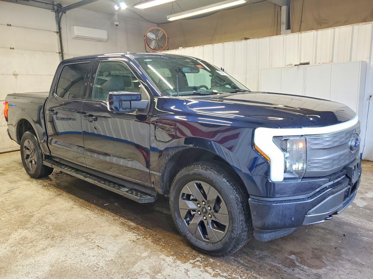 2023 FORD F150 LIGHTNING PRO photo 10