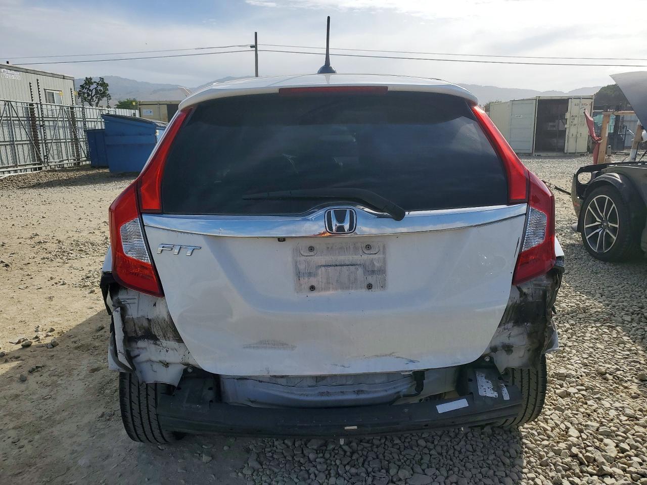 2018 HONDA FIT EX photo 6