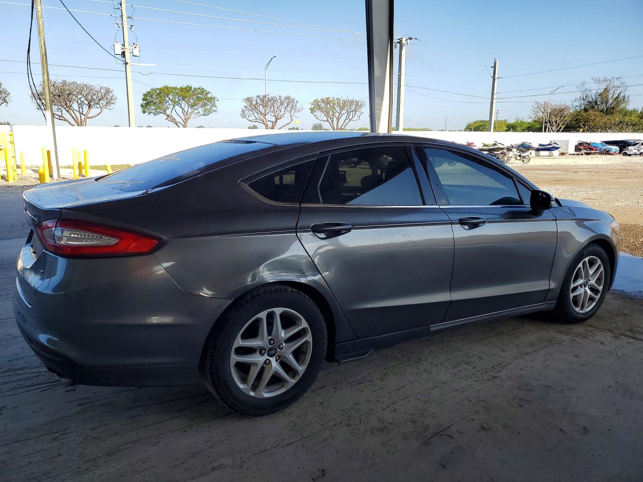 2014 FORD FUSION SE photo 9