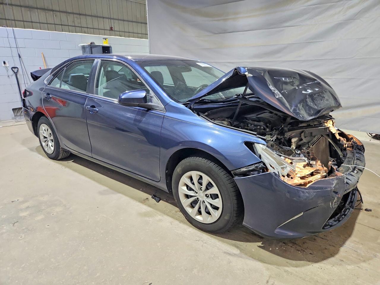 2016 TOYOTA CAMRY LE photo 10