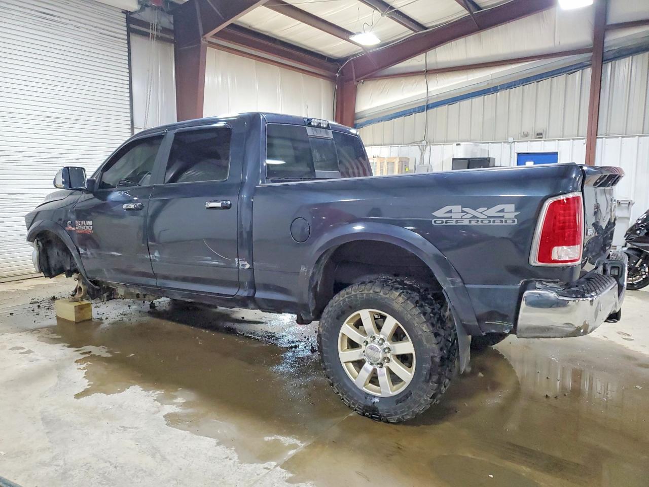 2018 RAM 2500 LARAMIE photo 3