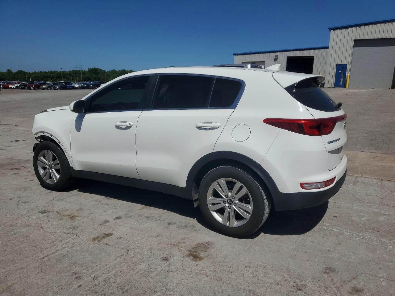 2018 KIA SPORTAGE LX photo 4