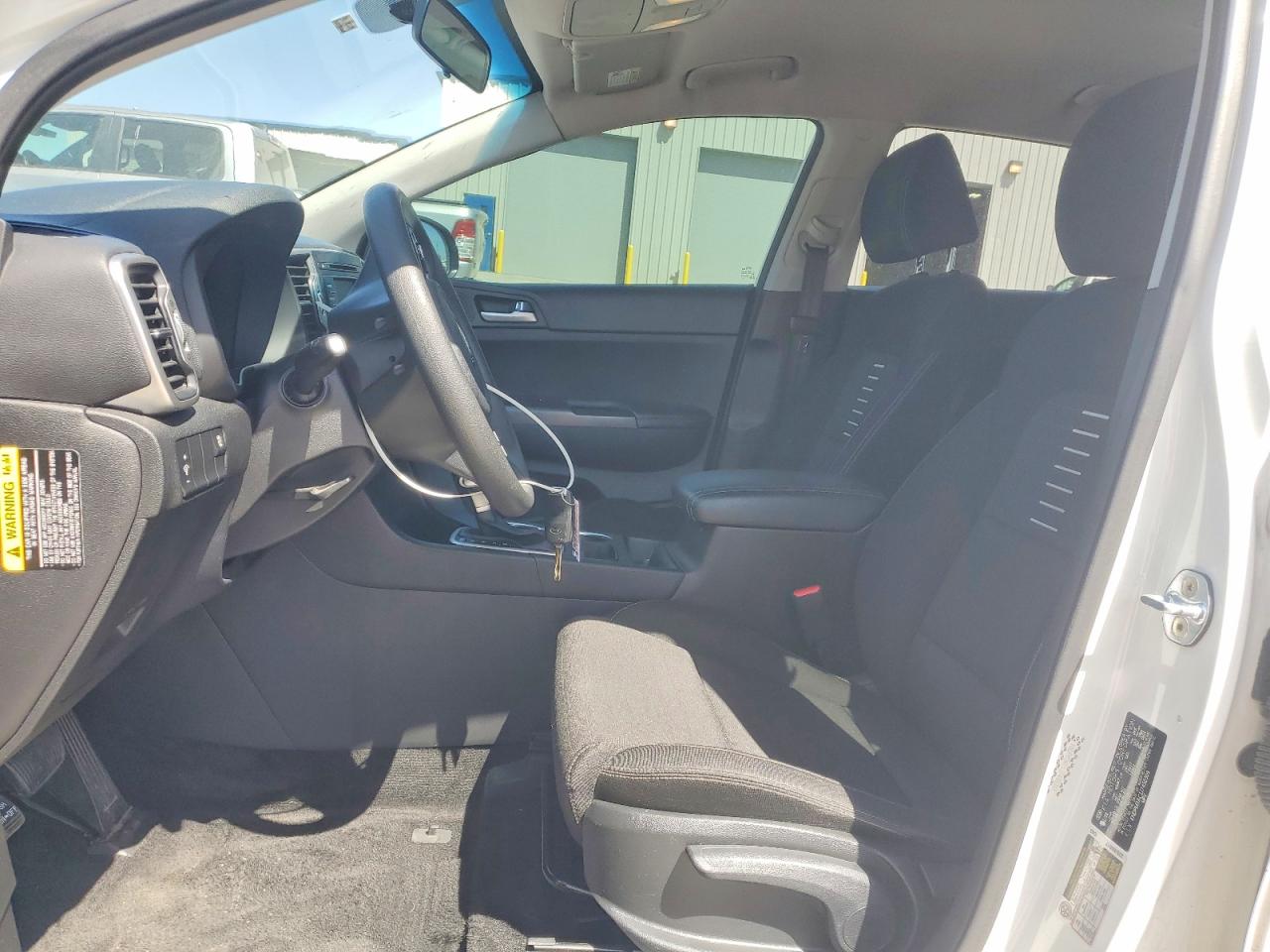 2018 KIA SPORTAGE LX photo 19