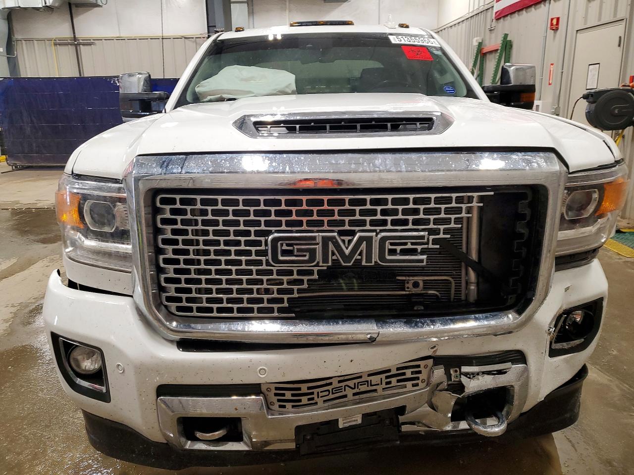 2017 GMC SIERRA K3500 DENALI photo 5