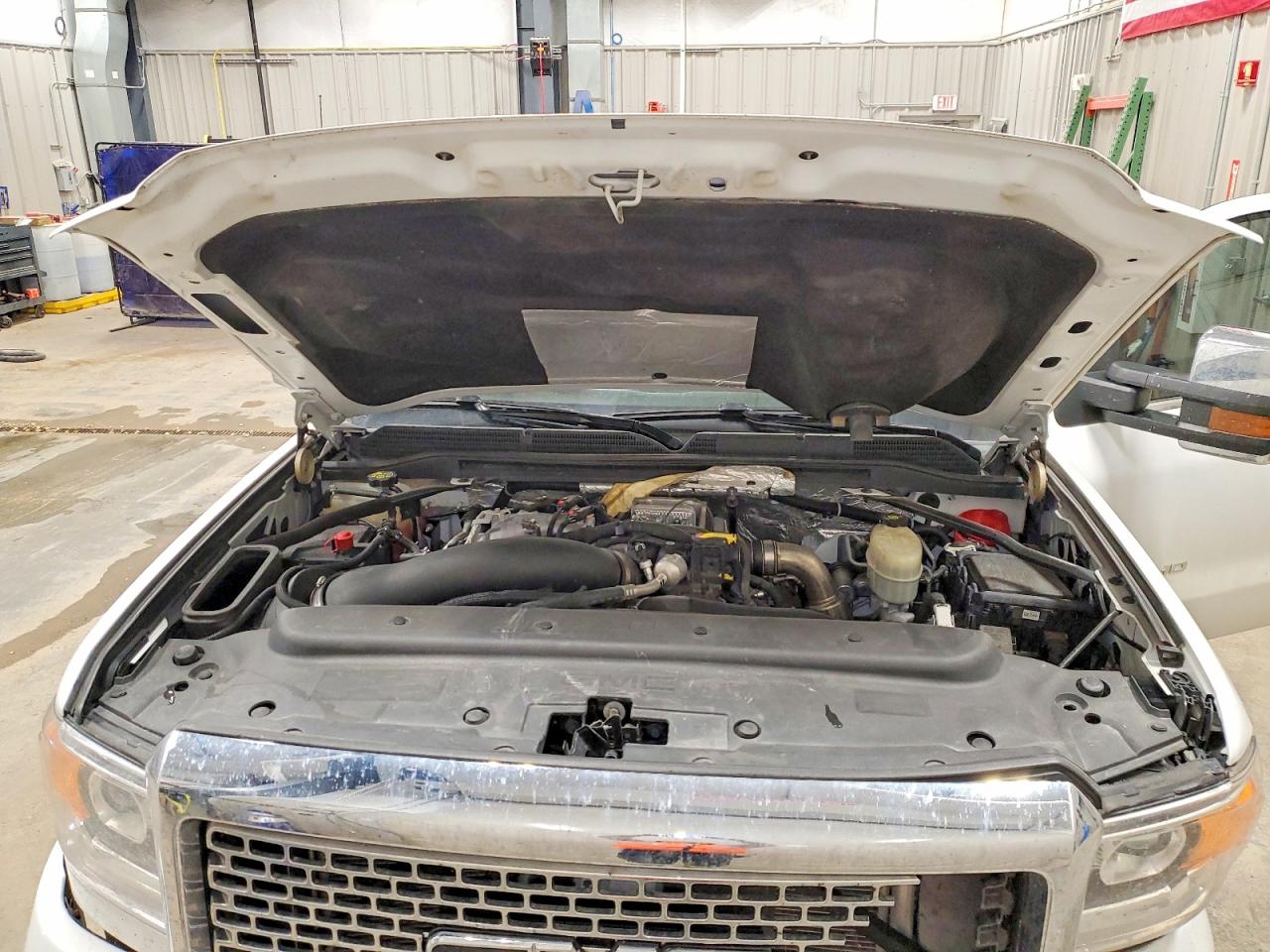 2017 GMC SIERRA K3500 DENALI photo 11