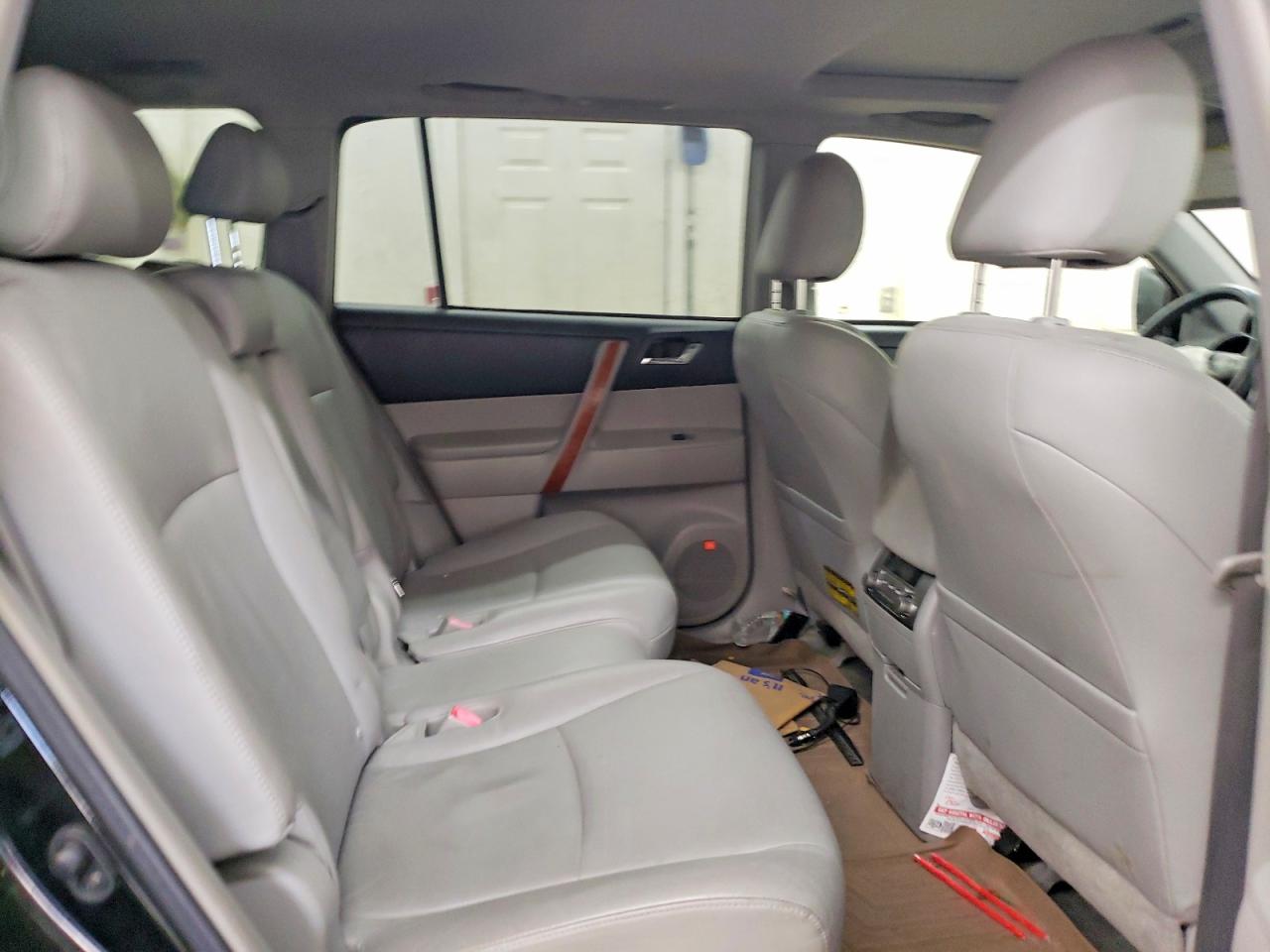 2008 TOYOTA HIGHLANDER LIMITED photo 31