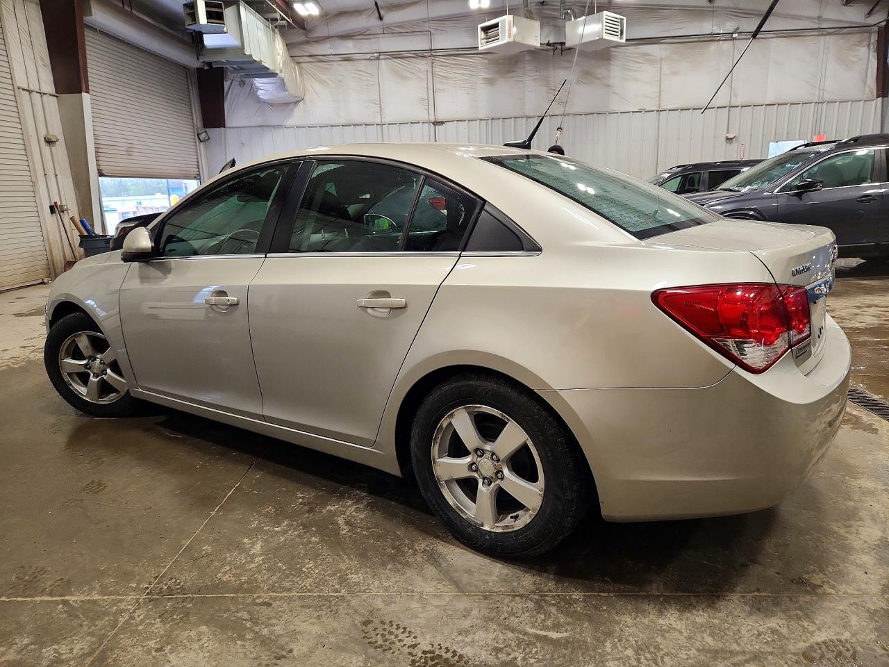 2014 CHEVROLET CRUZE LT photo 4