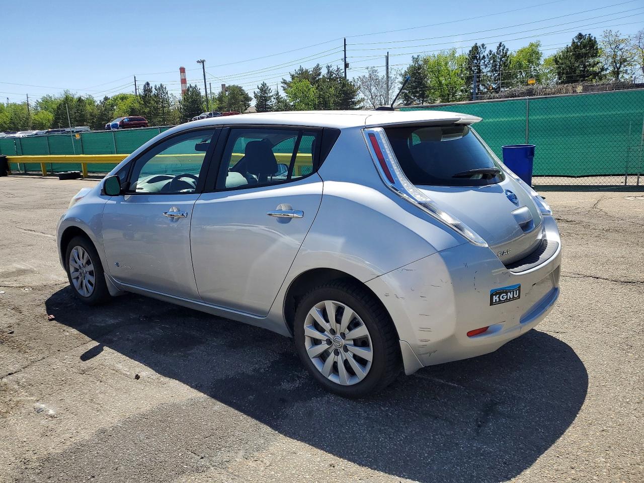 2013 NISSAN LEAF S photo 4