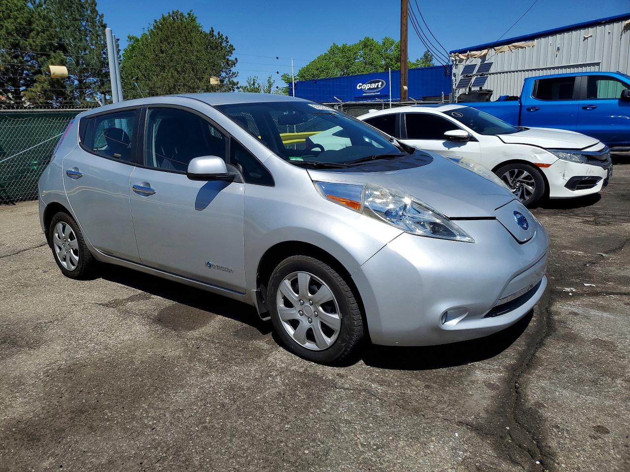 2013 NISSAN LEAF S photo 10