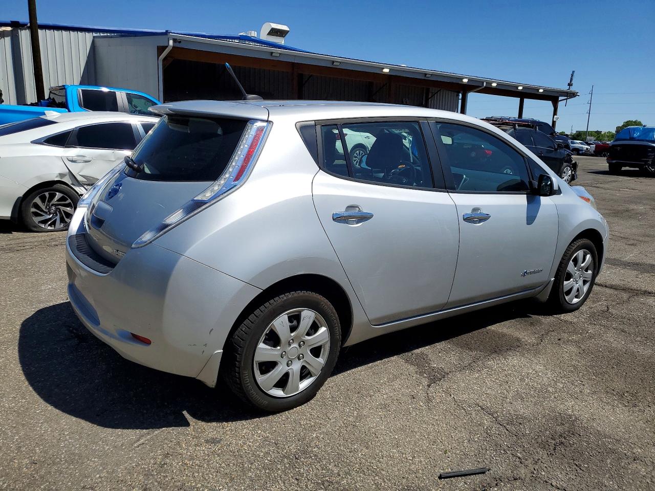 2013 NISSAN LEAF S photo 7