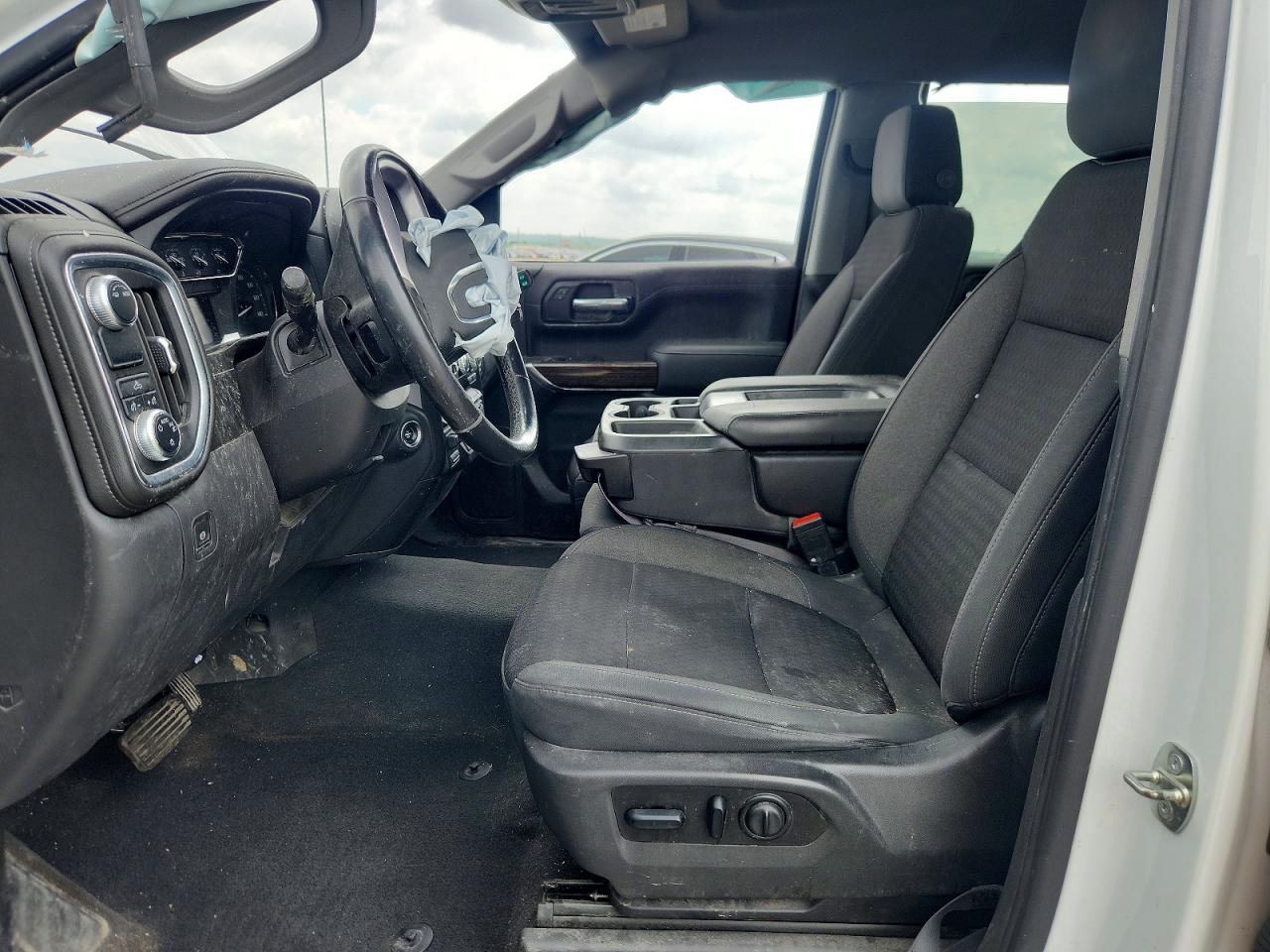 2020 GMC SIERRA C1500 SLE photo 13