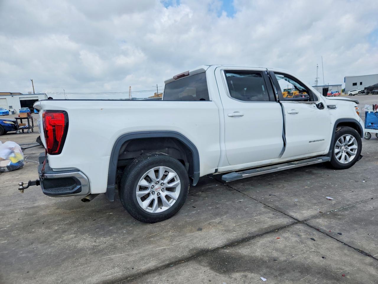 2020 GMC SIERRA C1500 SLE photo 5