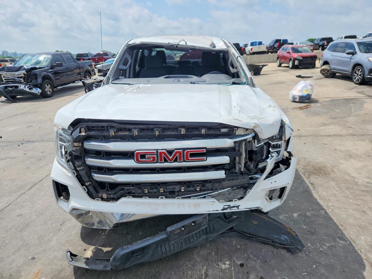 2020 GMC SIERRA C1500 SLE photo 9