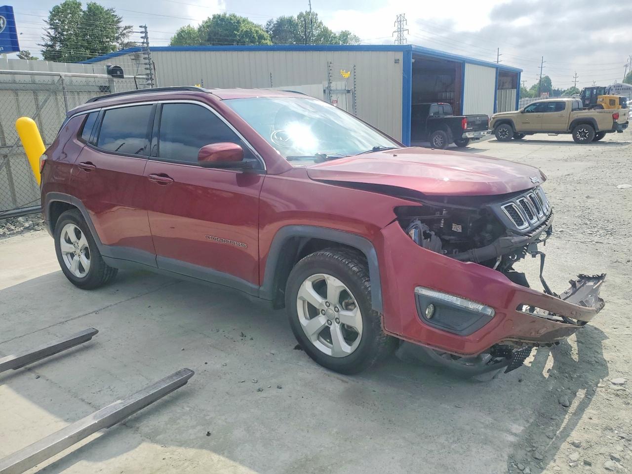 2021 JEEP COMPASS LATITUDE photo 4