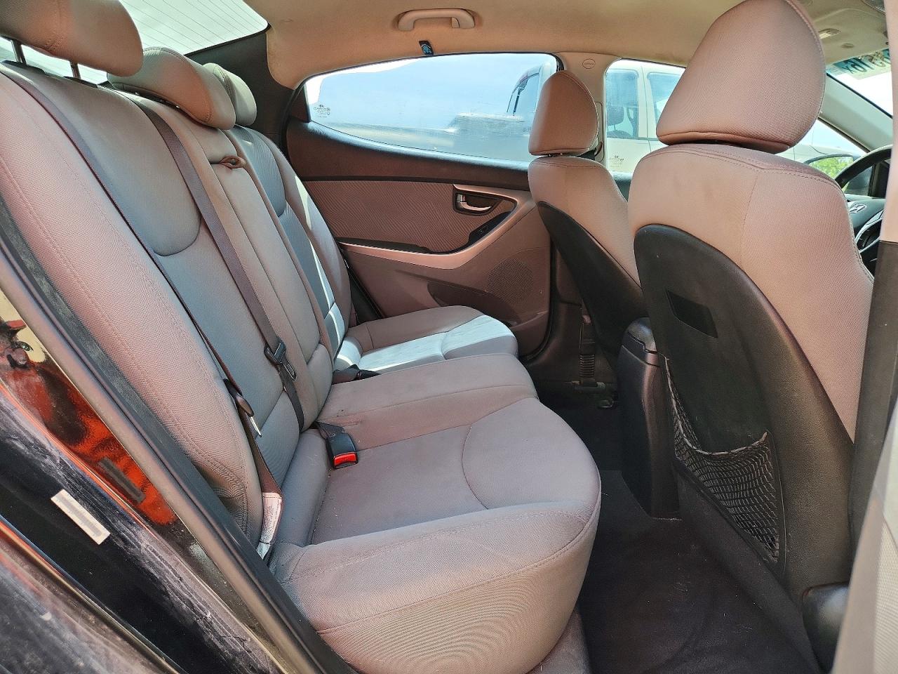 2013 HYUNDAI ELANTRA GLS photo 19