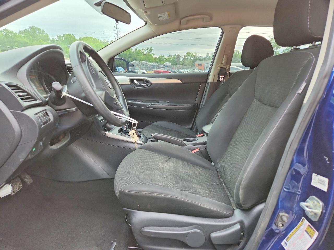 2019 NISSAN SENTRA S photo 13