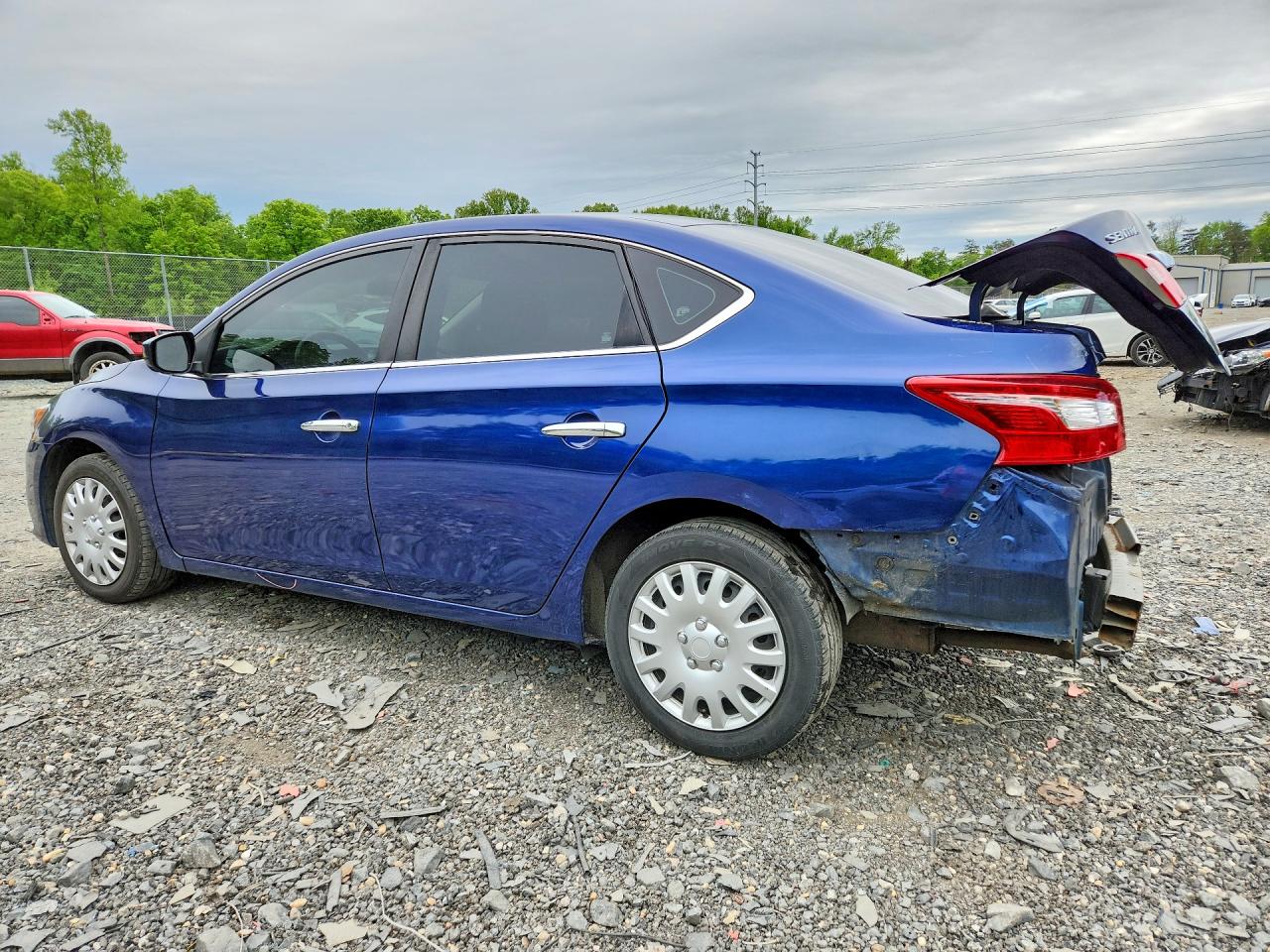 2019 NISSAN SENTRA S photo 3