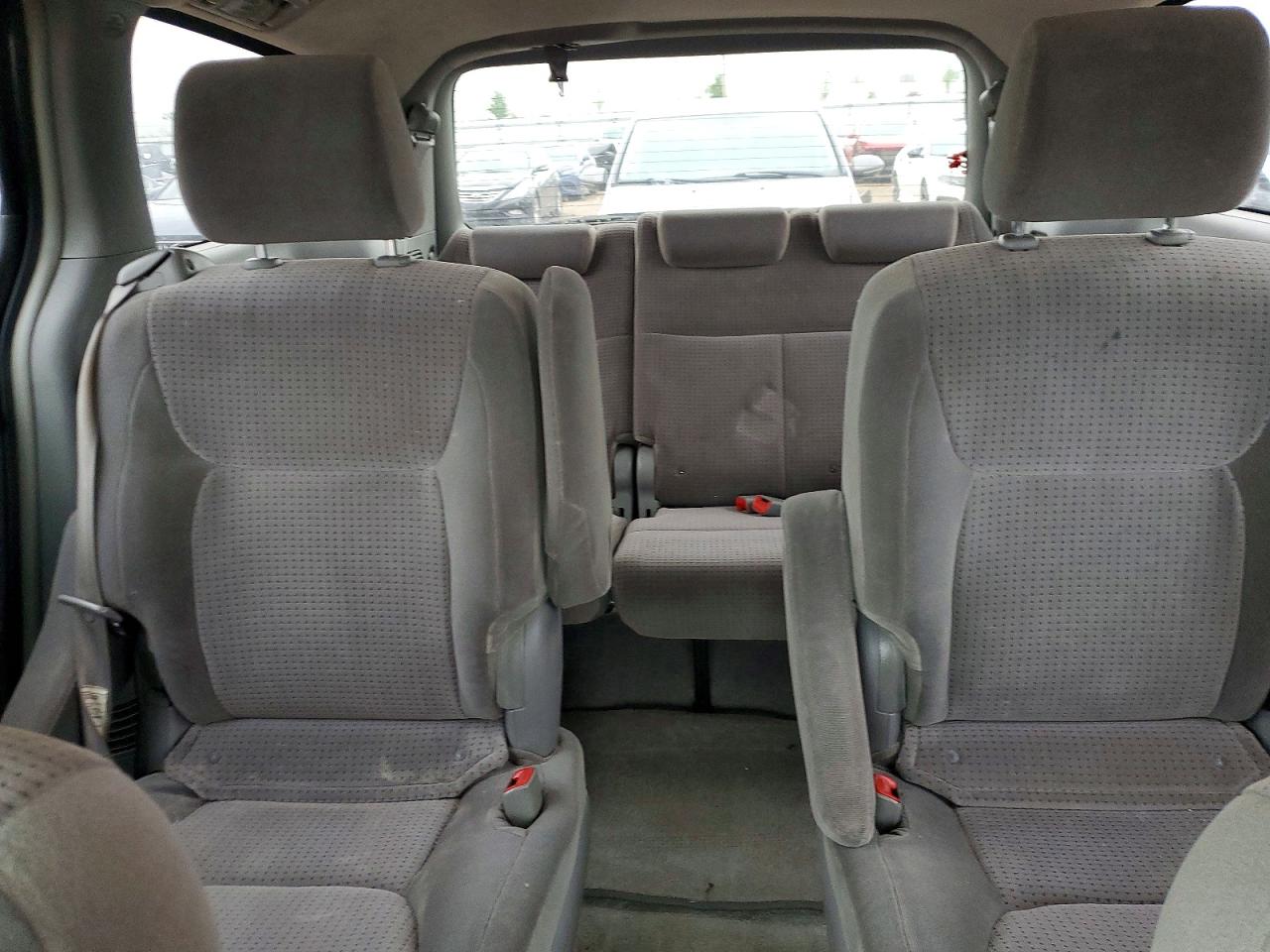 2006 TOYOTA SIENNA LE 7 PASSENGER photo 19