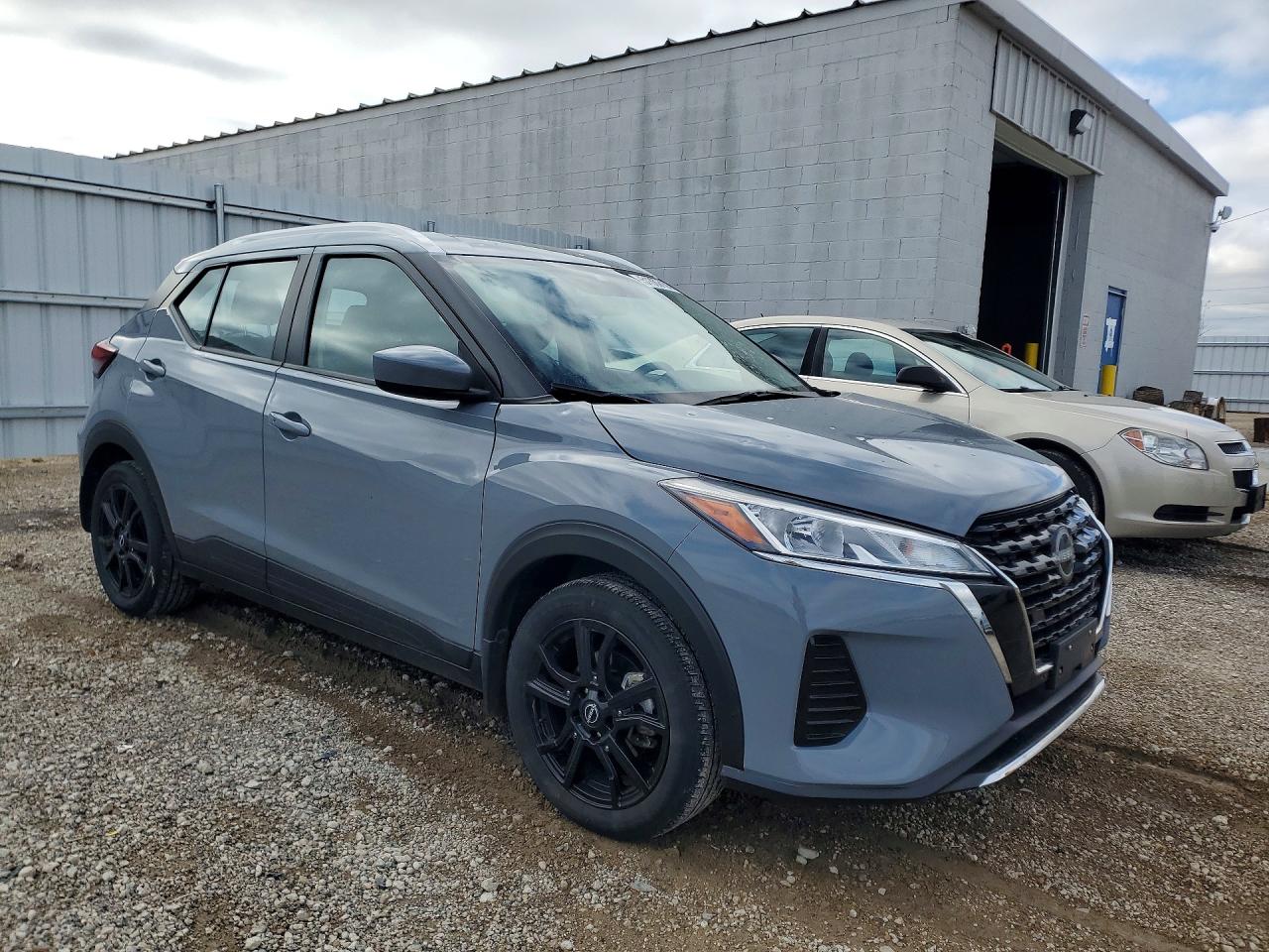 2023 NISSAN KICKS SV photo 10
