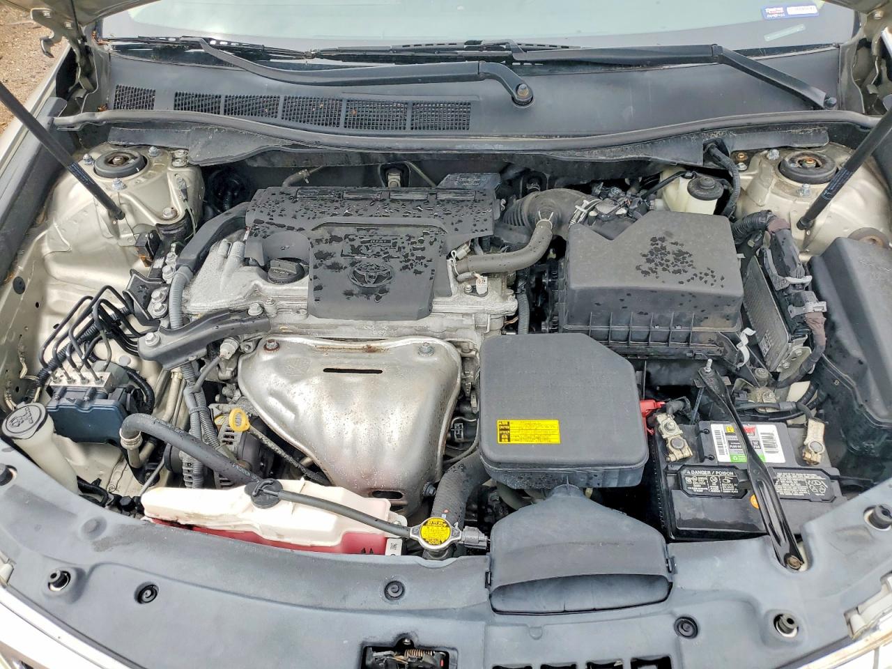 2013 TOYOTA CAMRY LE photo 31