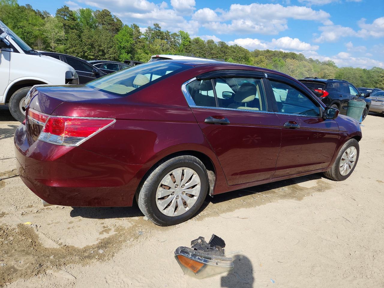 2011 HONDA ACCORD LX photo 5