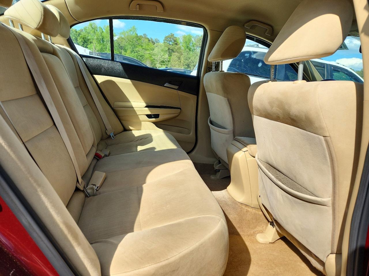 2011 HONDA ACCORD LX photo 19