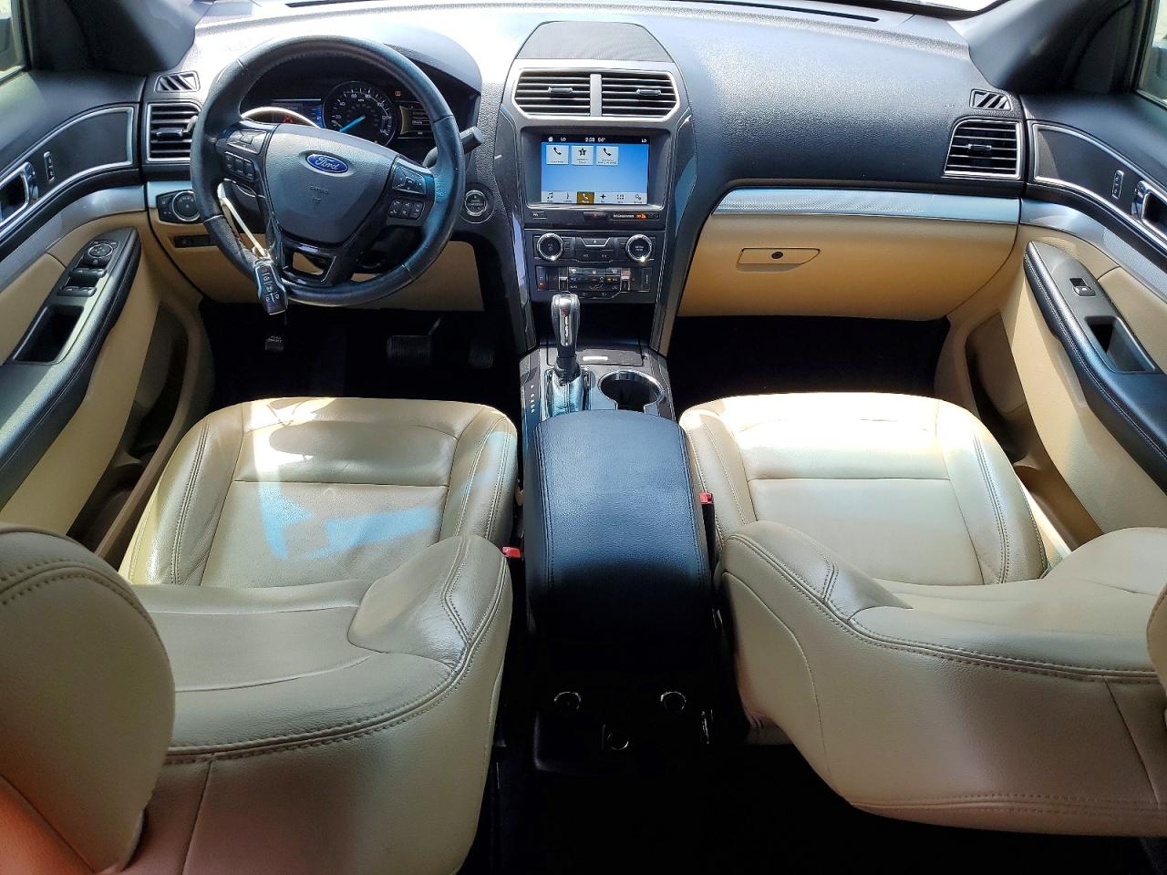 2017 FORD EXPLORER XLT photo 15