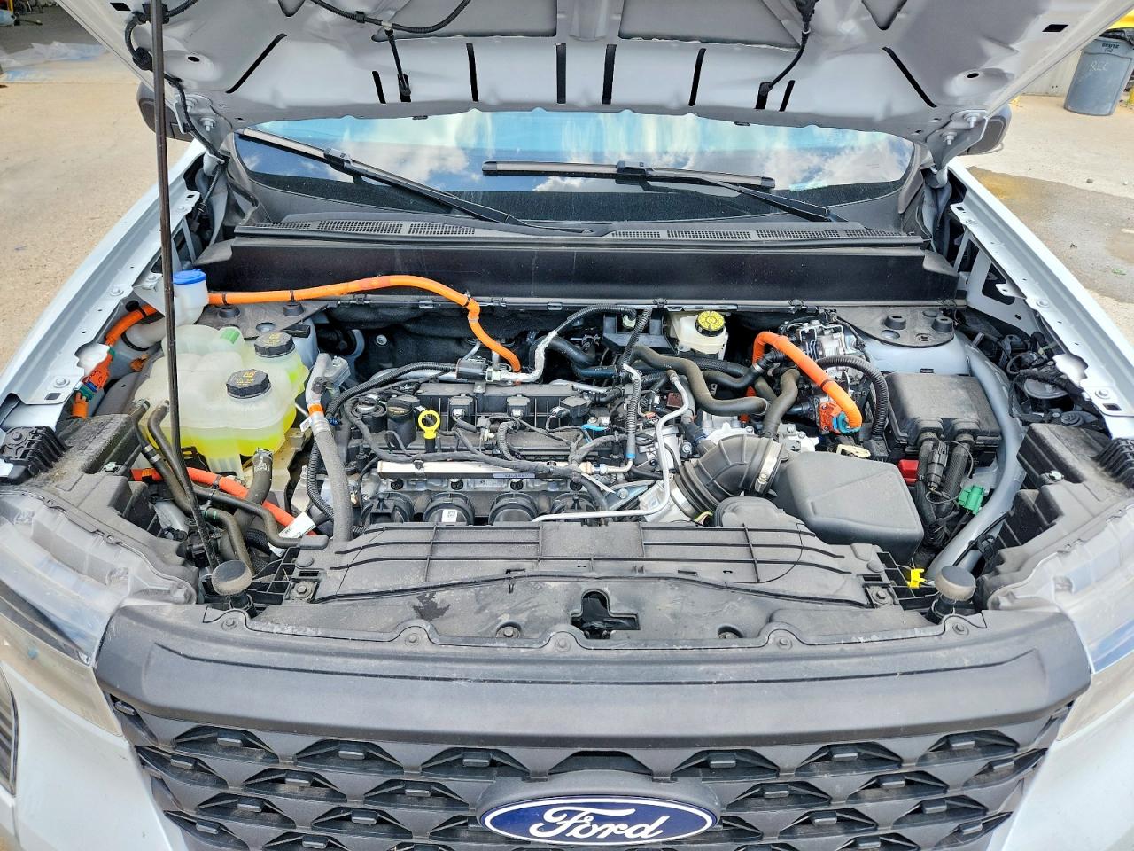 2025 FORD MAVERICK XL photo 31