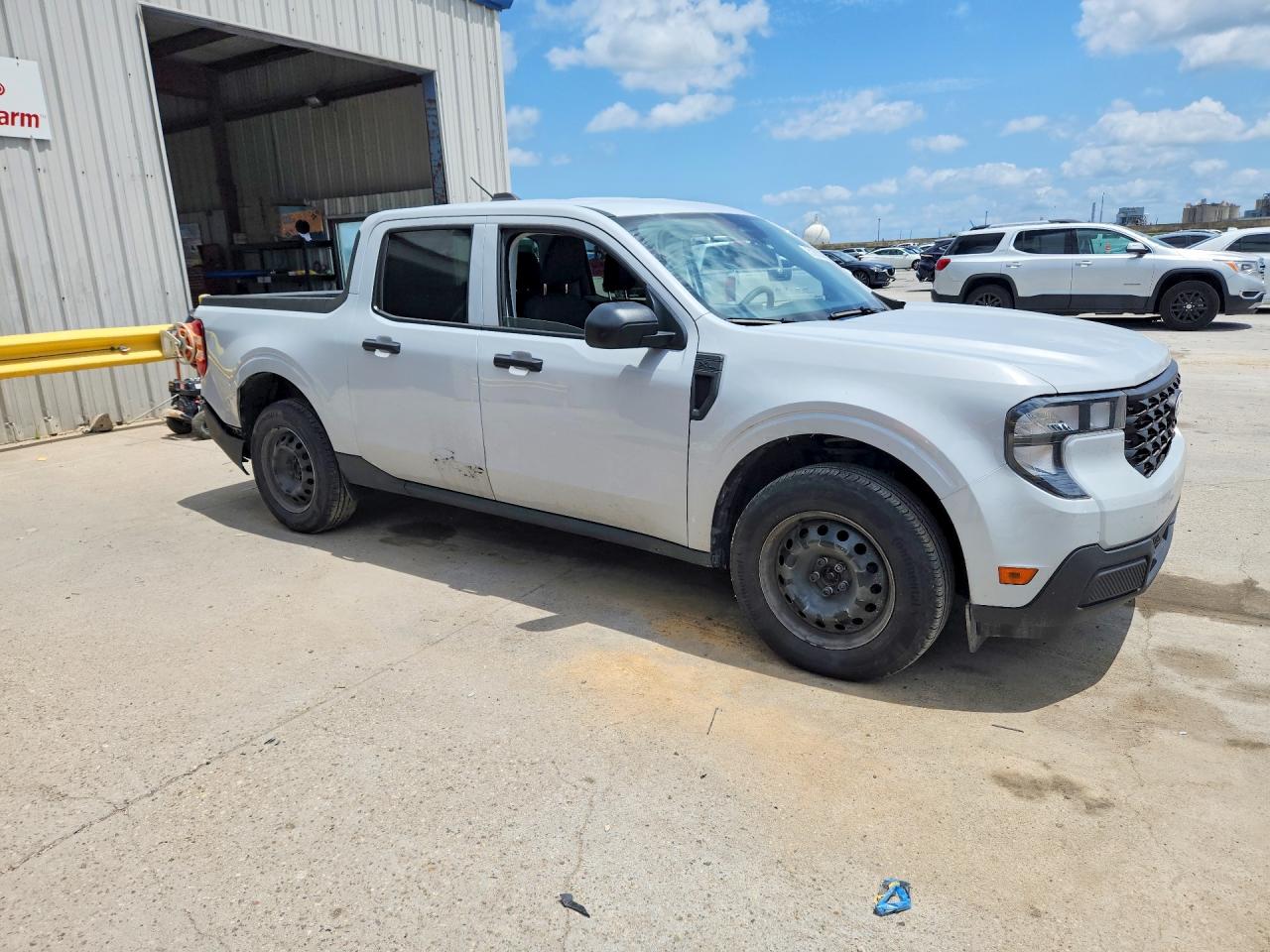 2025 FORD MAVERICK XL photo 10