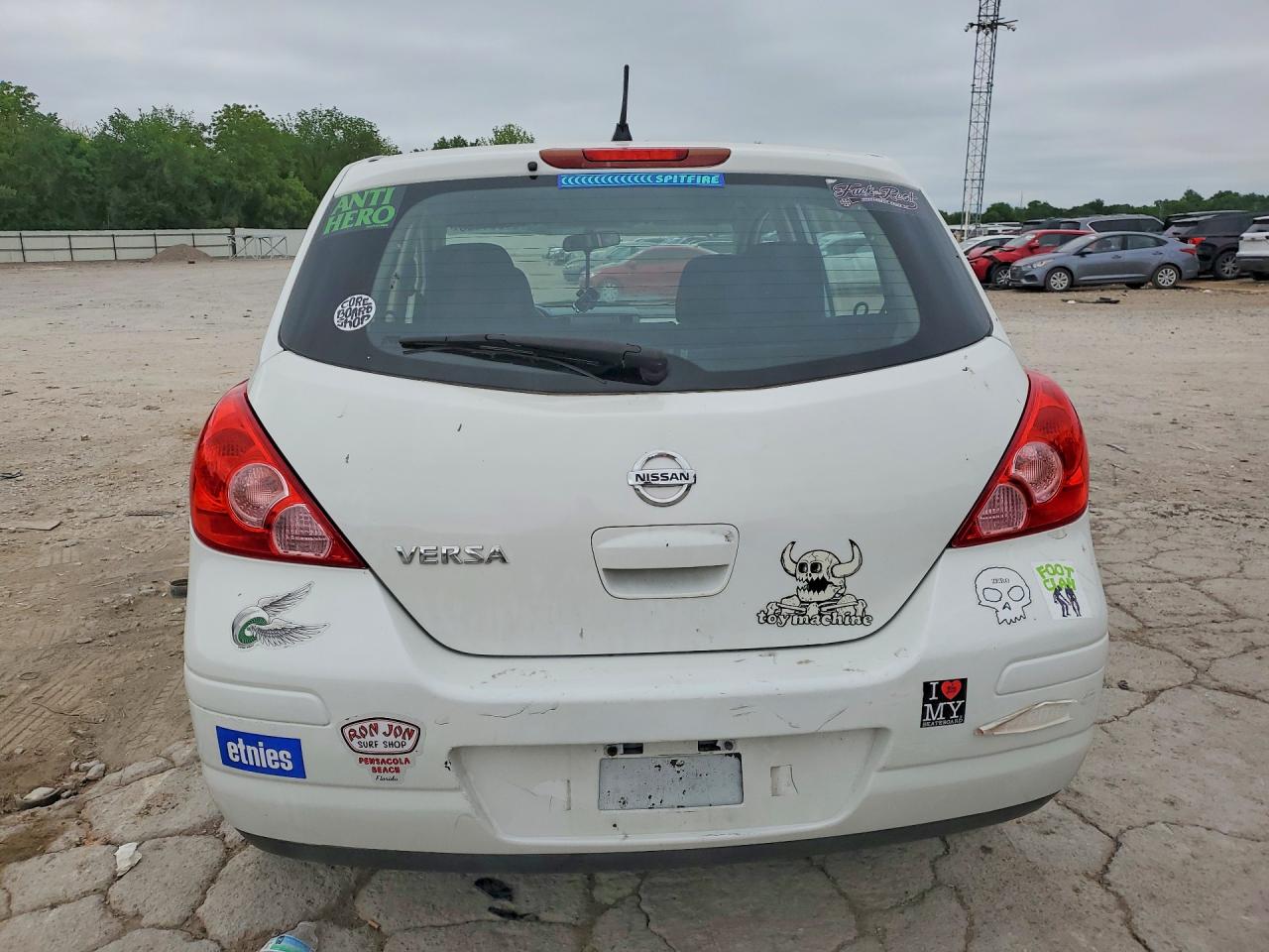 2011 NISSAN VERSA 1.8 S photo 16