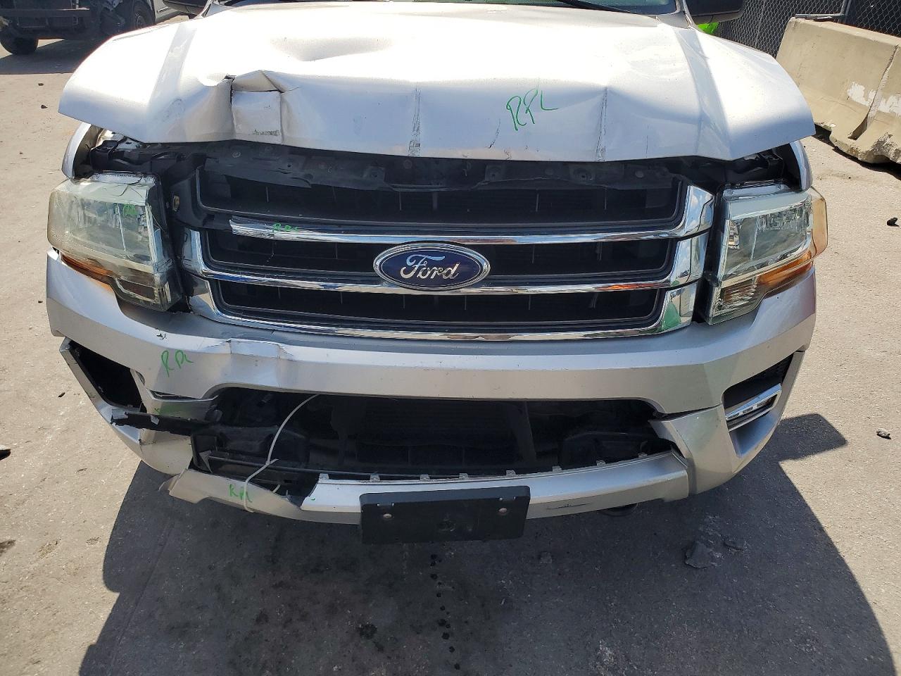 2015 FORD EXPEDITION EL XLT photo 34