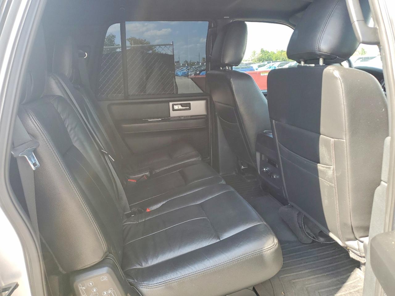 2015 FORD EXPEDITION EL XLT photo 31