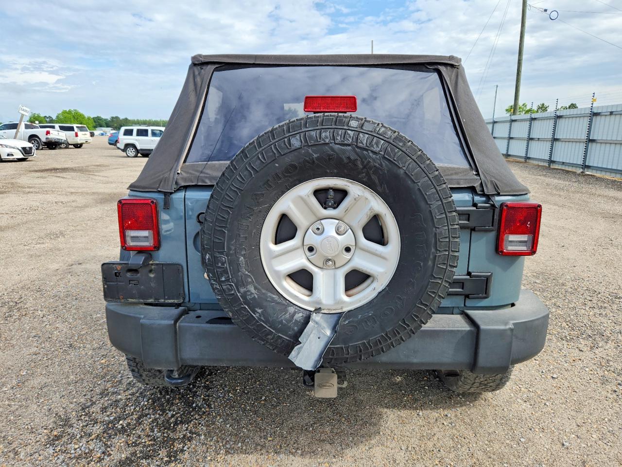 2015 JEEP WRANGLER UNLIMITED SPORT photo 16
