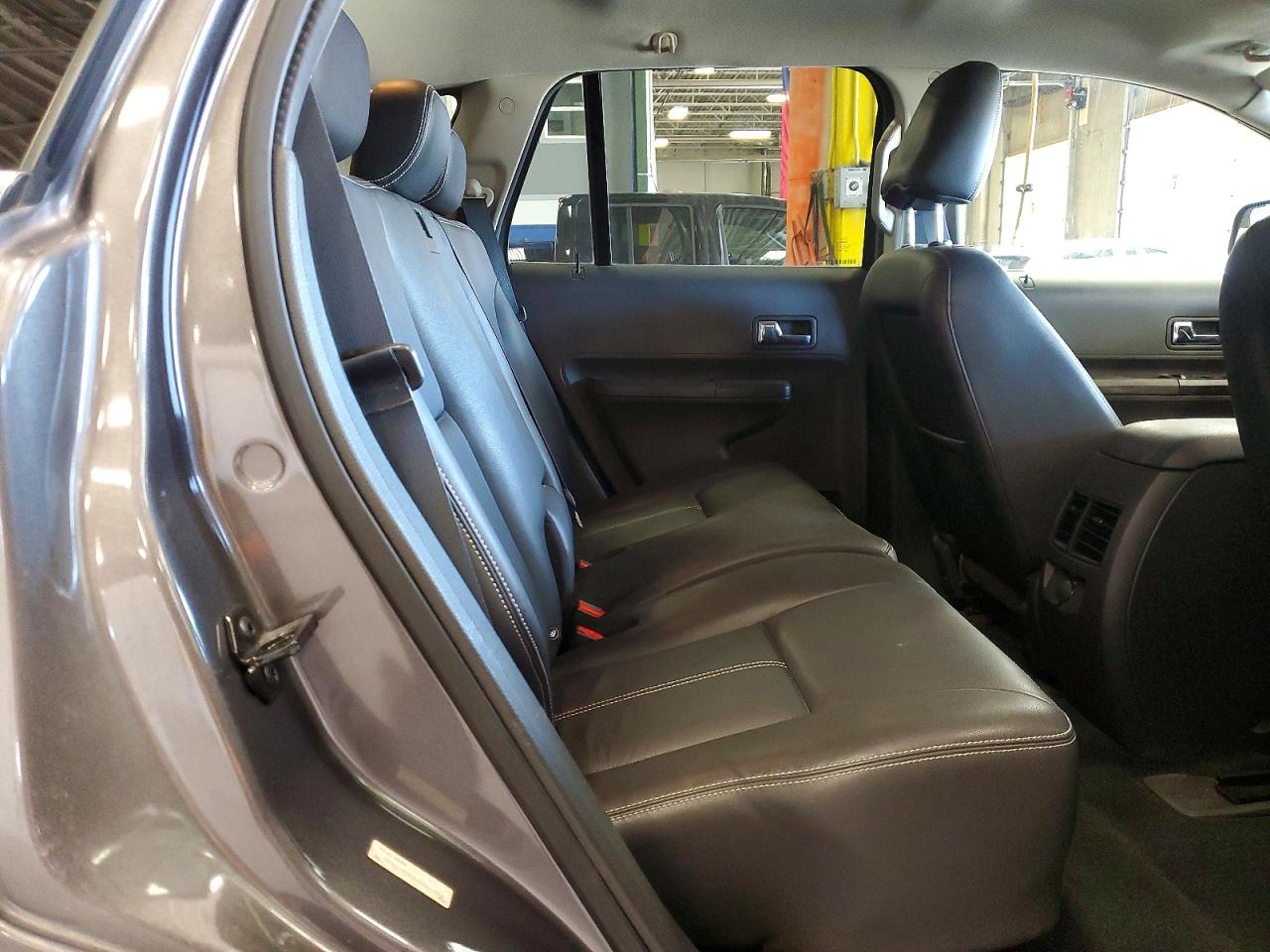 2010 FORD EDGE LIMITED photo 21