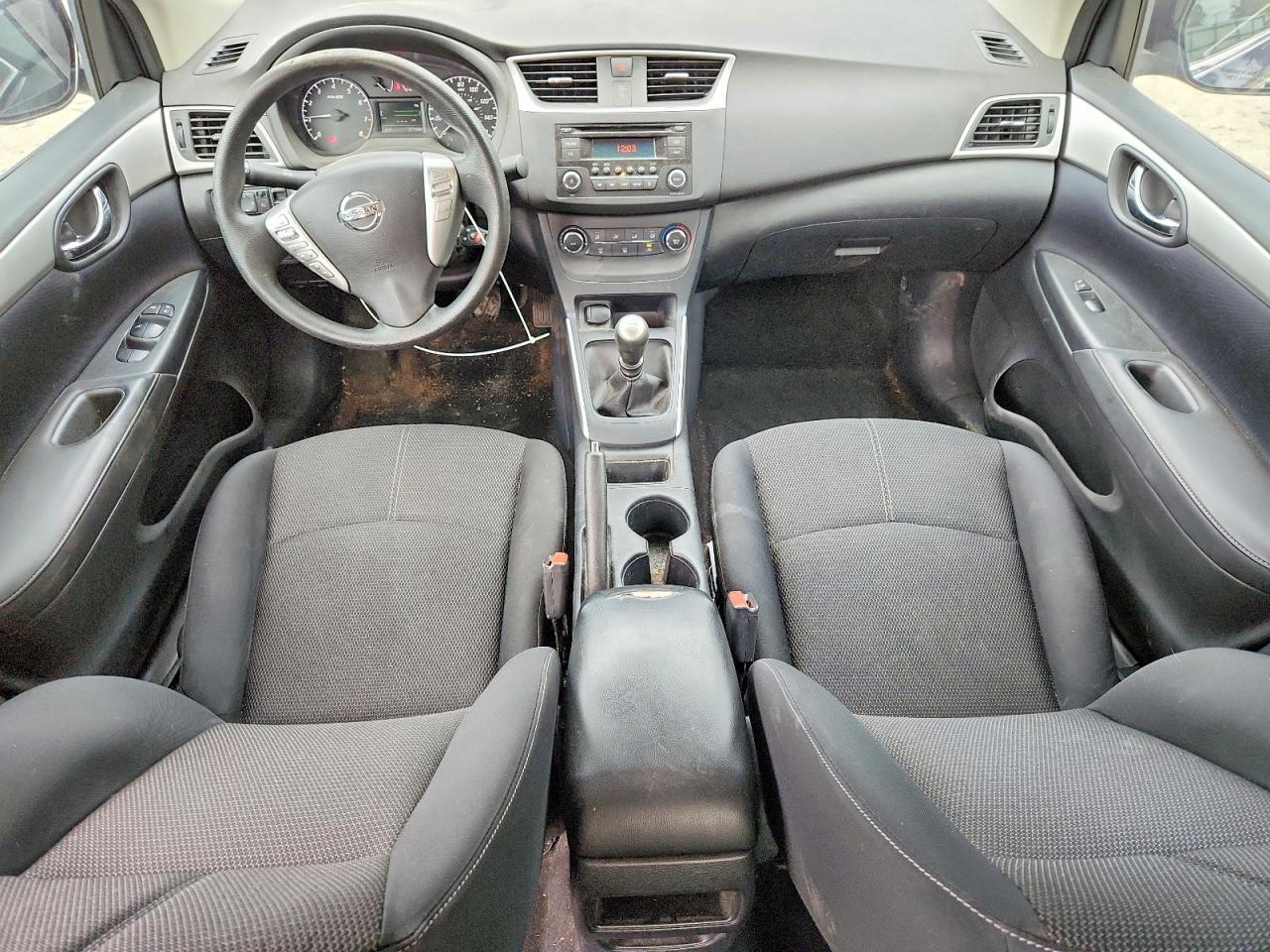 2016 NISSAN SENTRA S photo 22