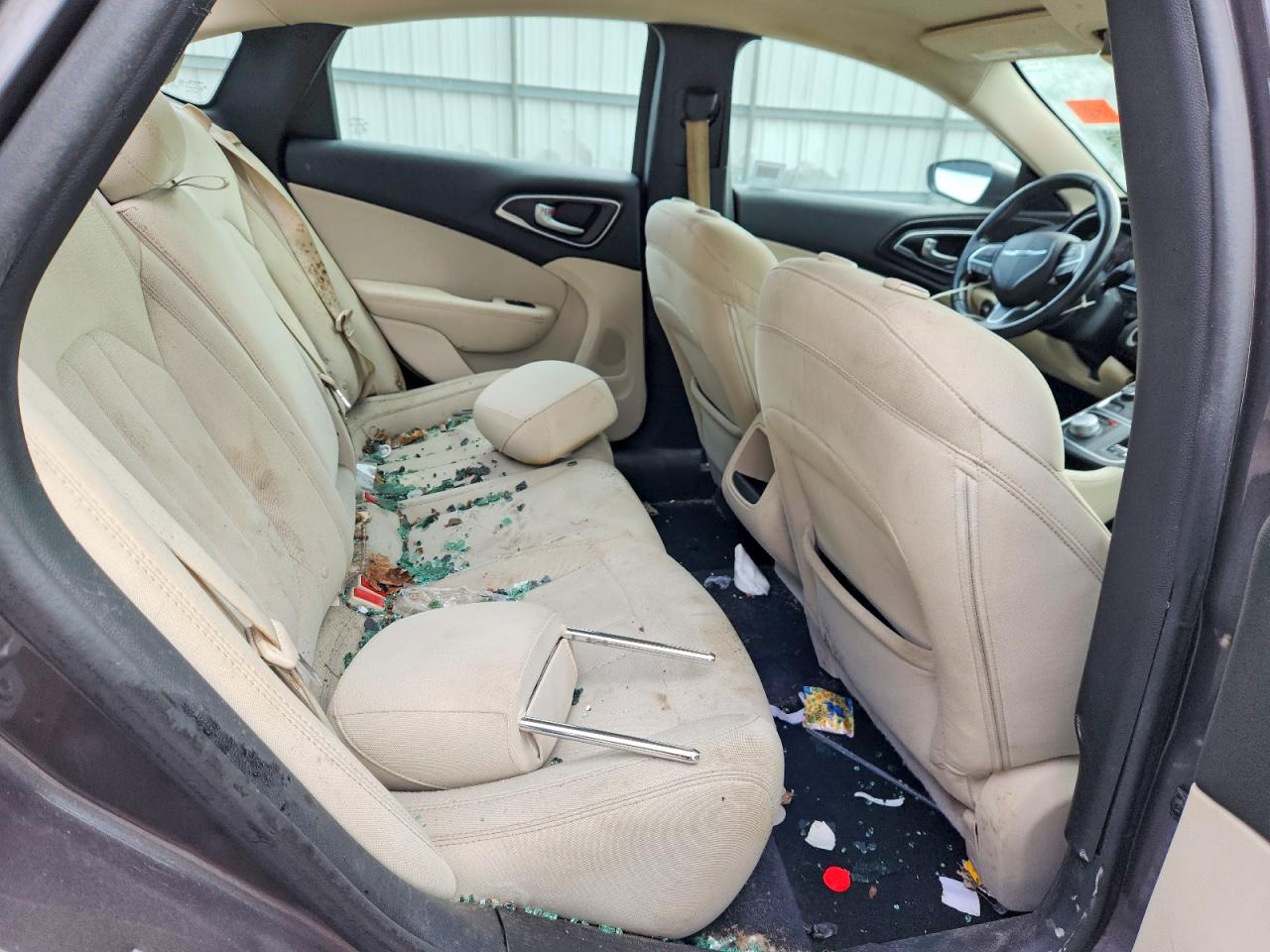 2015 CHRYSLER 200 LIMITED photo 19