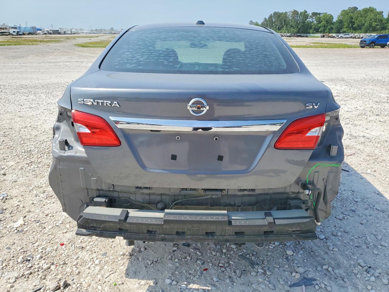 2019 NISSAN SENTRA SV photo 11