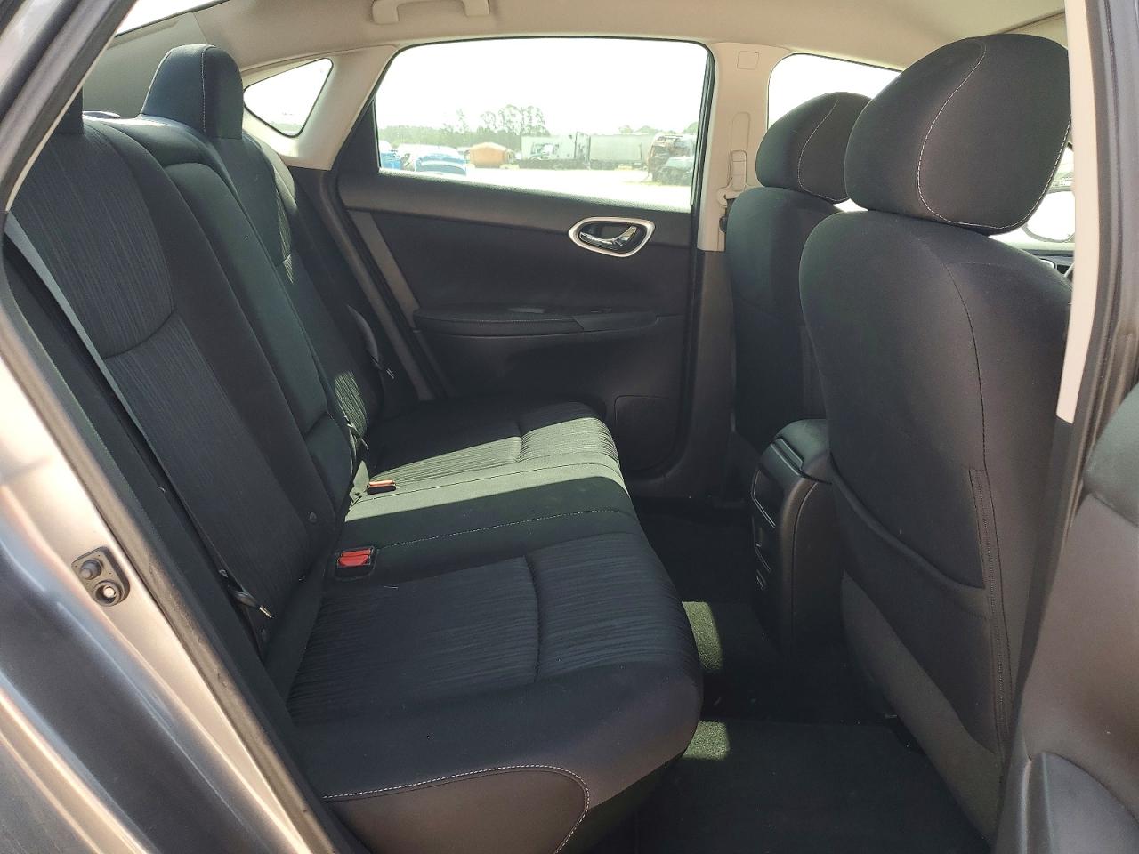 2019 NISSAN SENTRA SV photo 19