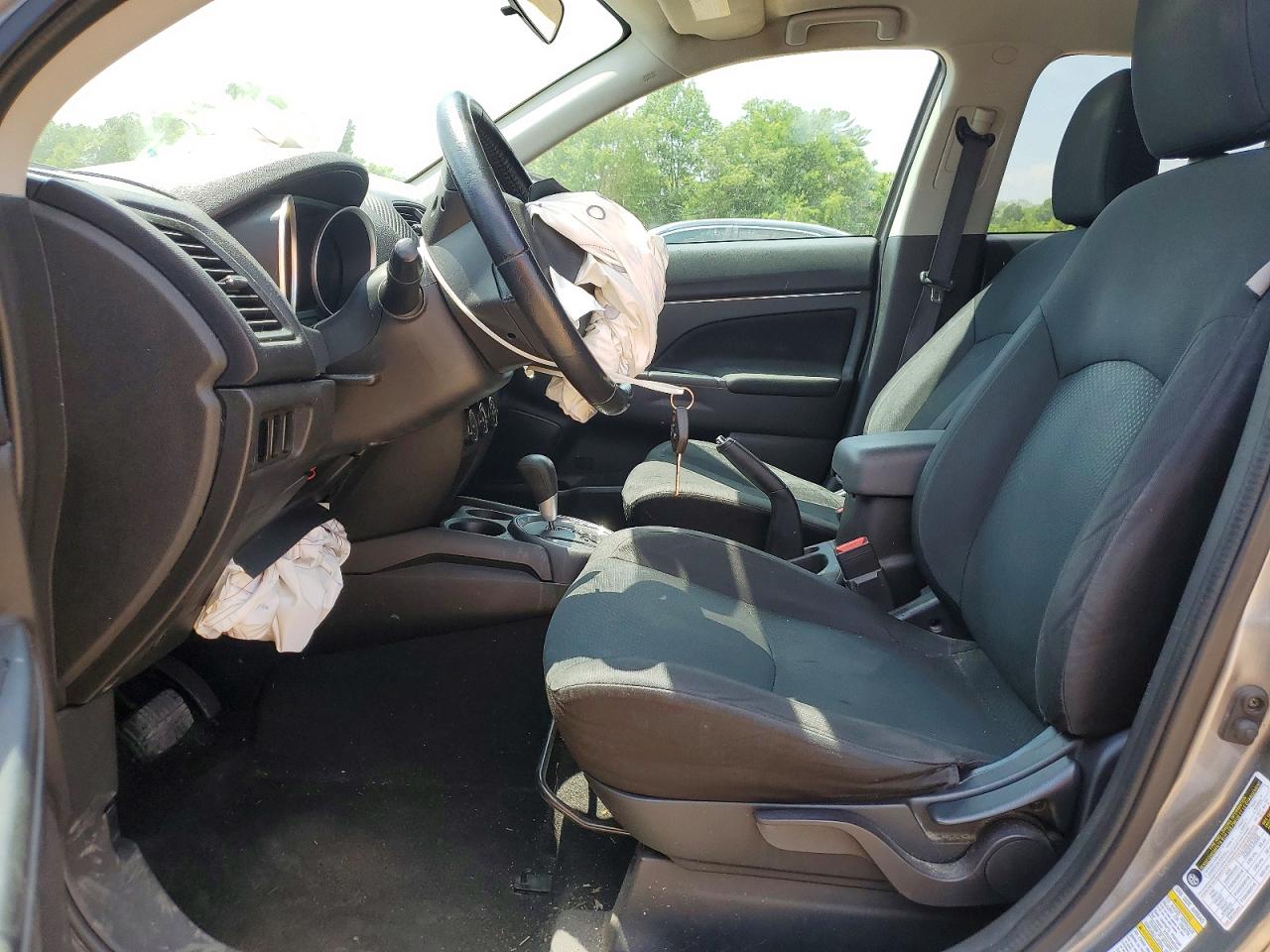 2015 MITSUBISHI OUTLANDER photo 13